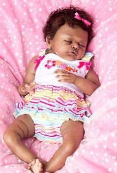 Bebes Reborn Amiah - EDIÇÃO LIMITADA - Sob Encomenda