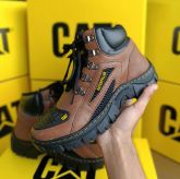 Bota cárterpillar