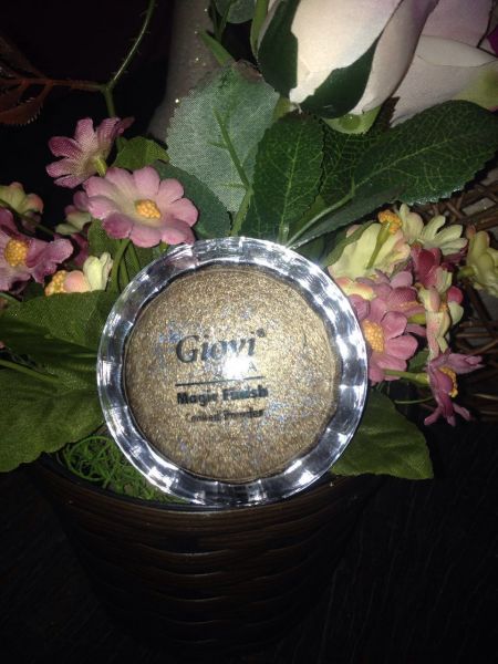 Magic finish Luminizing Eyeshadow