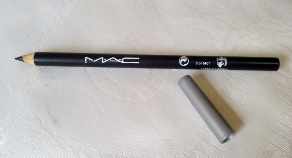 Lápis de Olhos Preto Réplica MAC