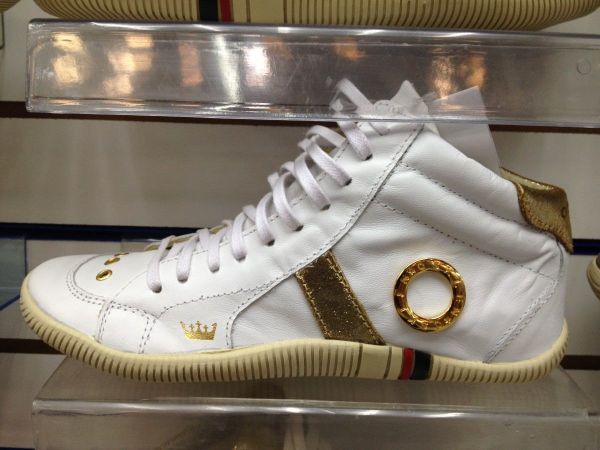 Osklen Gelo com Dourado Bota