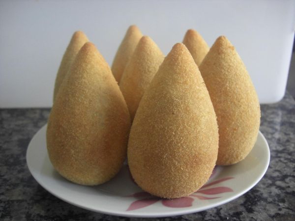 Coxinha de Carne G ( Comercial )