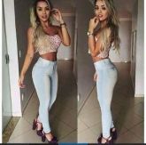 Calça jeans cintura alta na cor Clara