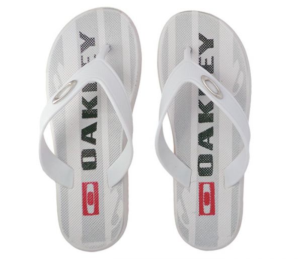 Chinelo Oakley Branco 54'