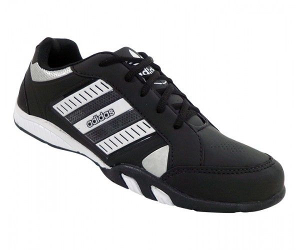 NÃO PERCA ! OFERTA POR TEMPO DETERMINADO  Tênis Adidas F800 Preto e Prata de R$179,00  por R$ 69.41