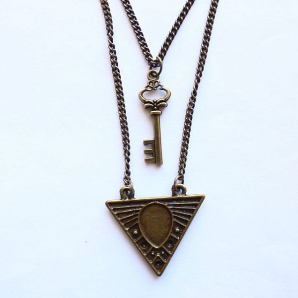 Colar Duplo Triangle and key