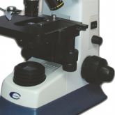 Microscópio Binocular INF. Planacromaticas-CS/COL-N180/INF.P.LED