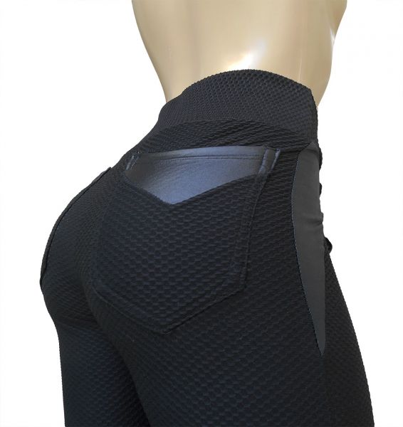 calça feminina preta com bolsos atrás(46) , com detalhes em cirrê, tecido jacquard piquet colmeia