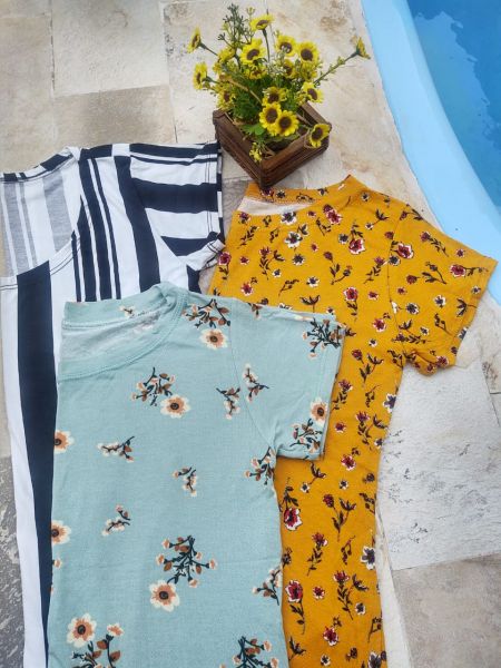 Camiseta Feminina Diversas Estampas