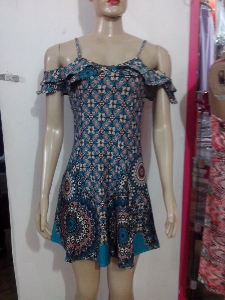 Vestido estampado verde atacado