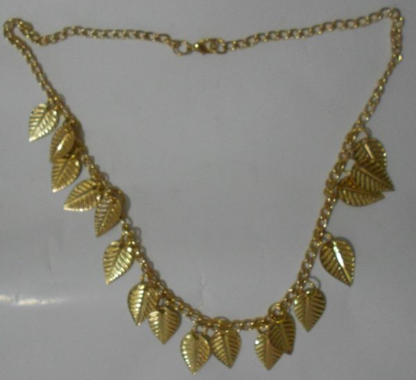 Colar de Folhas
