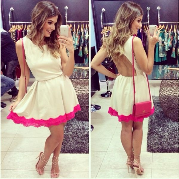Mini vestido sem encosto Branco com Renda Rosa