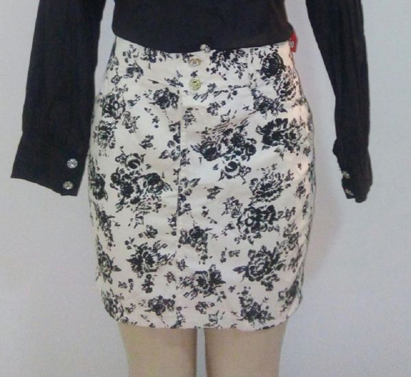 Saias de Brim Estampada