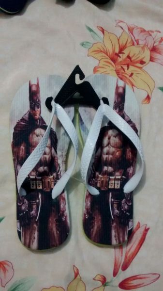 chinelo batman