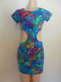 Vestido Casual Cortes Laterais e Costas