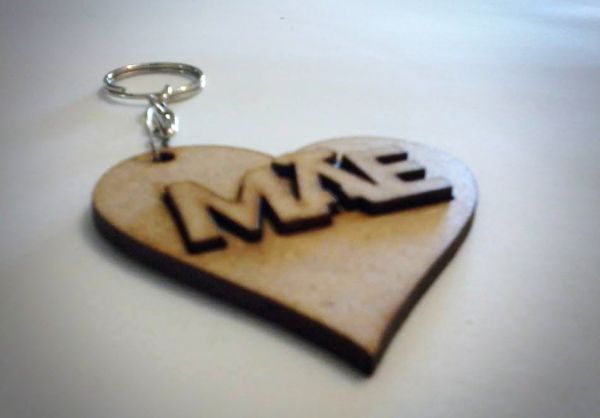 Chaveiro Dia das Mães Coração alto relevo em MDF