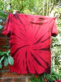 CAMISETA MASCULINA EM TIEDIE