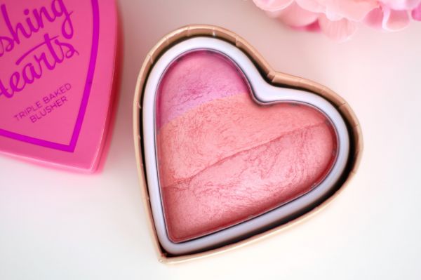 Blushing Hearts - I Heart Makeup