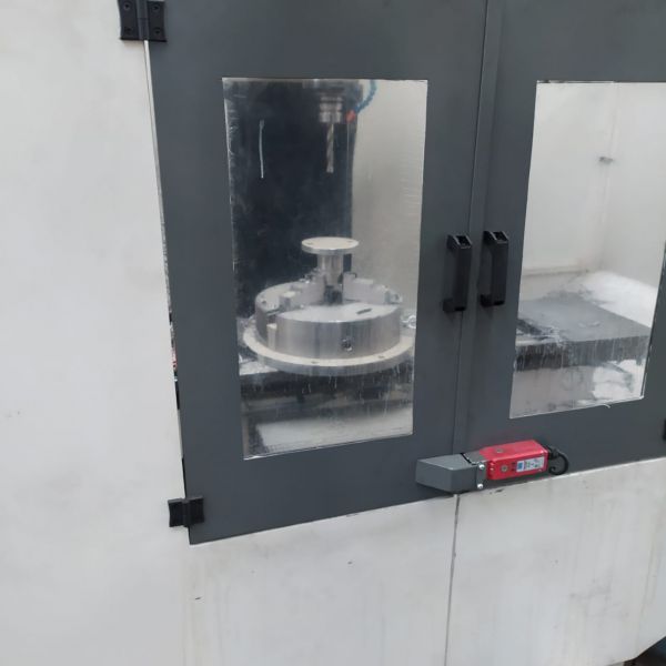 Fresadora CNC SUNLIKE F-1000 Usada