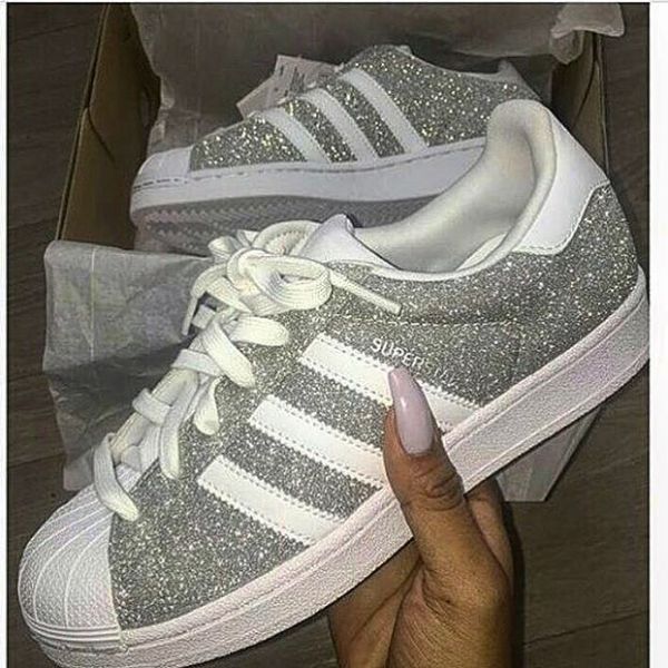 Tênis Adidas Superstar