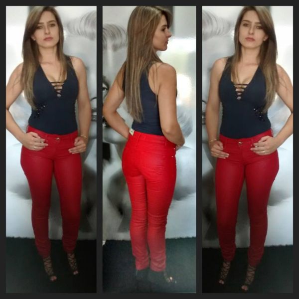 calça vermelha encerada  Base