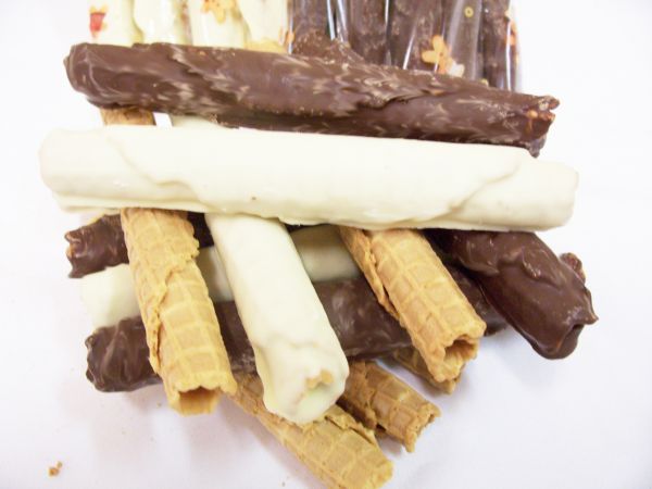 BIJU COBERTO COM CHOCOLATE - 500 gramas