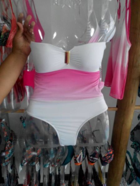 maio engana mamãe rosa e branco