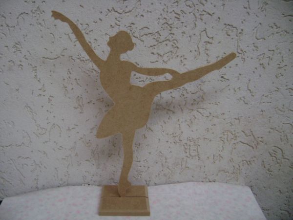 BAILARINA REF 05