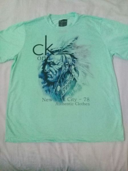 Camiseta Calvin Klein - Original