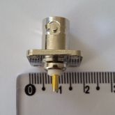 Conector BNC Fêmea Base Quadrada