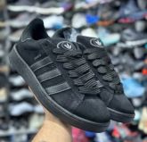 Tênis Adidas