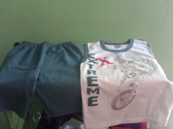 conjunto de roupa de criança masculino