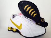 Tênis Nike Shox Junior Branco e Dourado Importado China