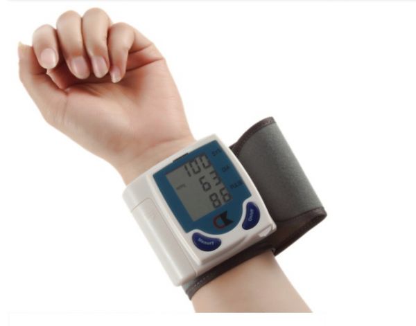 APARELHO DE PRESSÃO DIGITAL