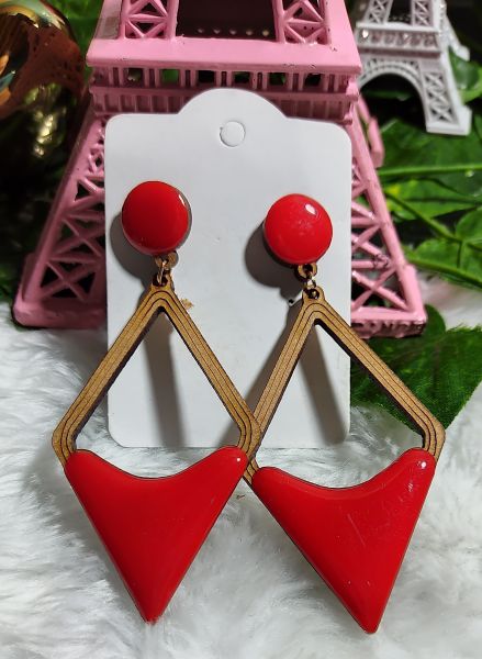 Brinco Mdf geométrico vermelho