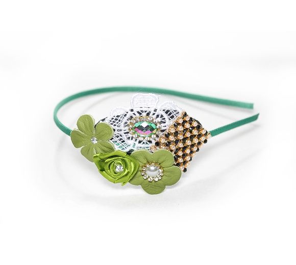 Tiara Artesanal Floral de Couro e Renda  Código: 470B4A