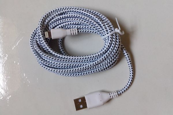 Cabo para iPhone 5 e 6