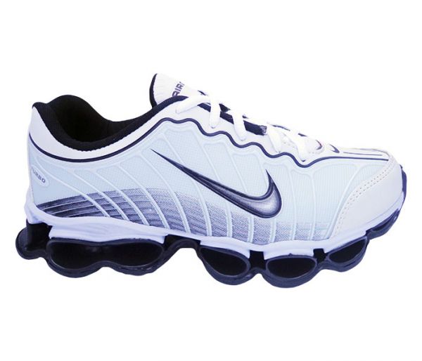 Tênis Nike Turbo Branco e Preto