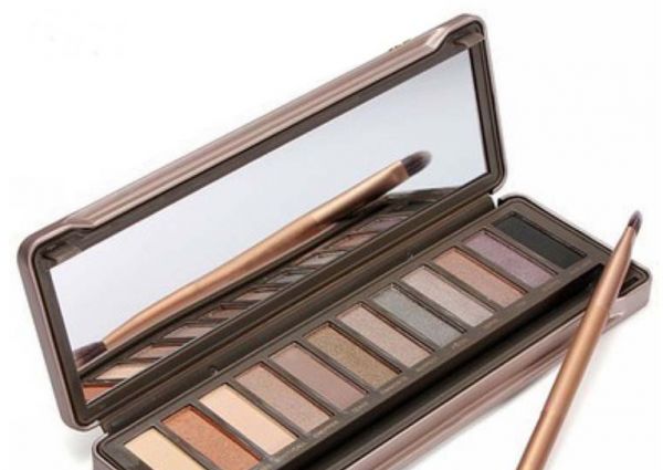 Naked  2 - Réplica
