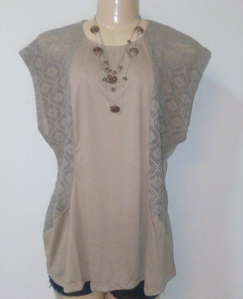 Blusa regata com renda