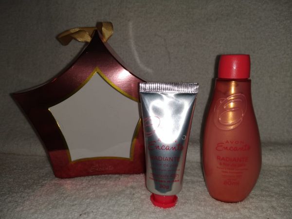 Creme para mãos 30gr + loção para o corpo