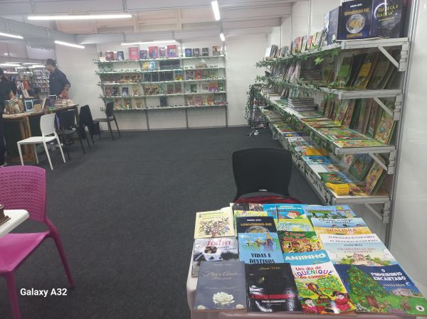 Venham conhecer nossos livros!