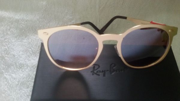 Ray Ban