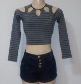 Cropped Ombro de Fora Manga Longa