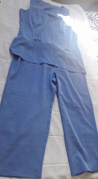 Conjunto azul calça capri GG