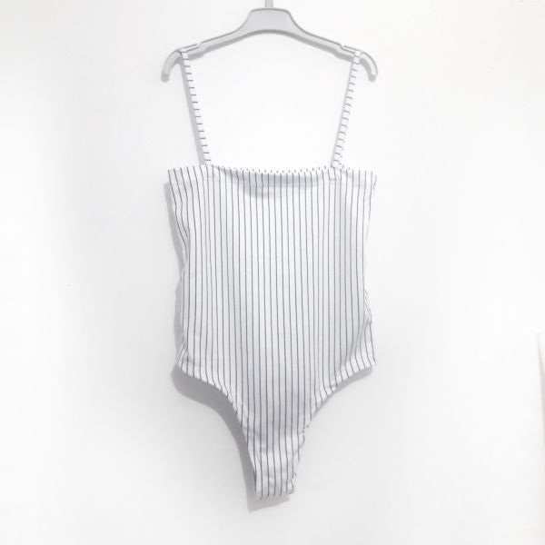 Body Listrado s/ Manga (Branco e Preto)