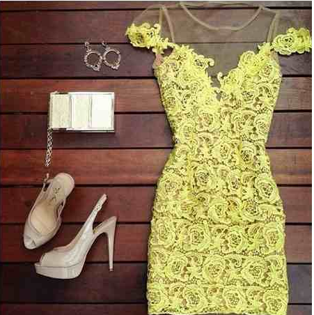 Vestido Curto- Tule rendado