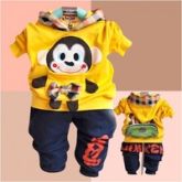 Conjunto com calça e blusa macaco