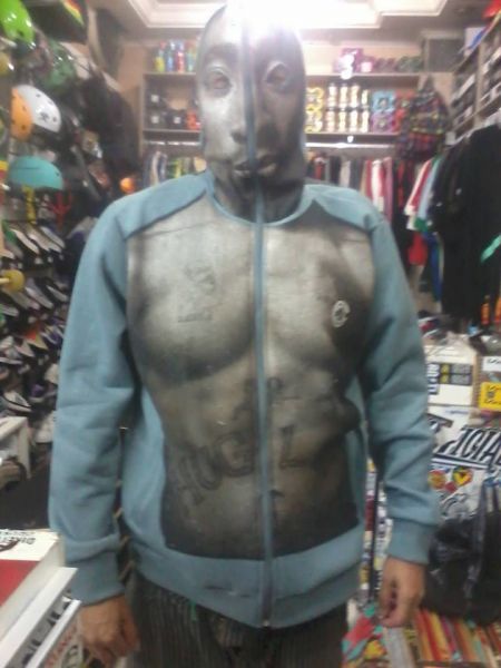 Moletons Chronic com toca mascarada