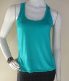 Camiseta Fitness com bolsos